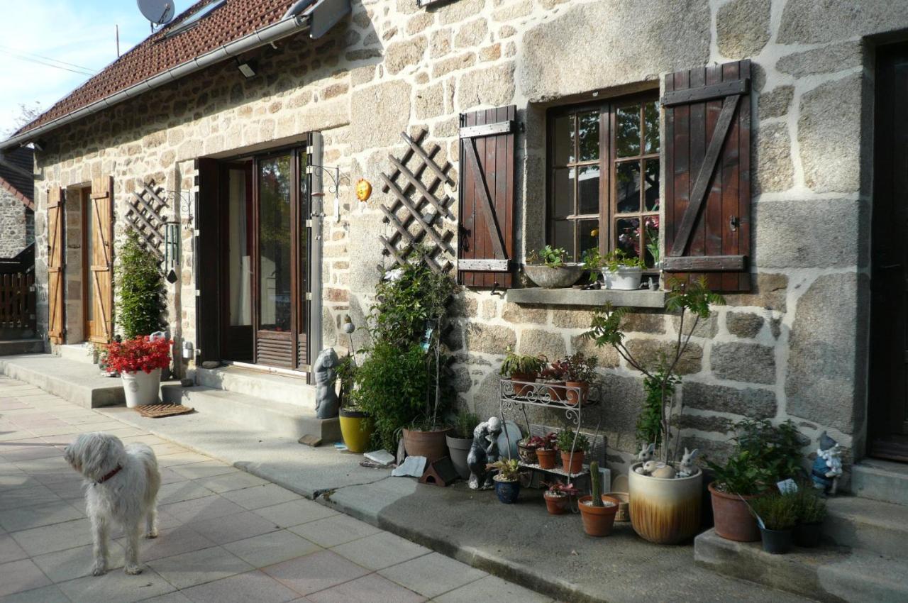 Le Petit Papillon Bed & Breakfast Eymoutiers  Exterior foto